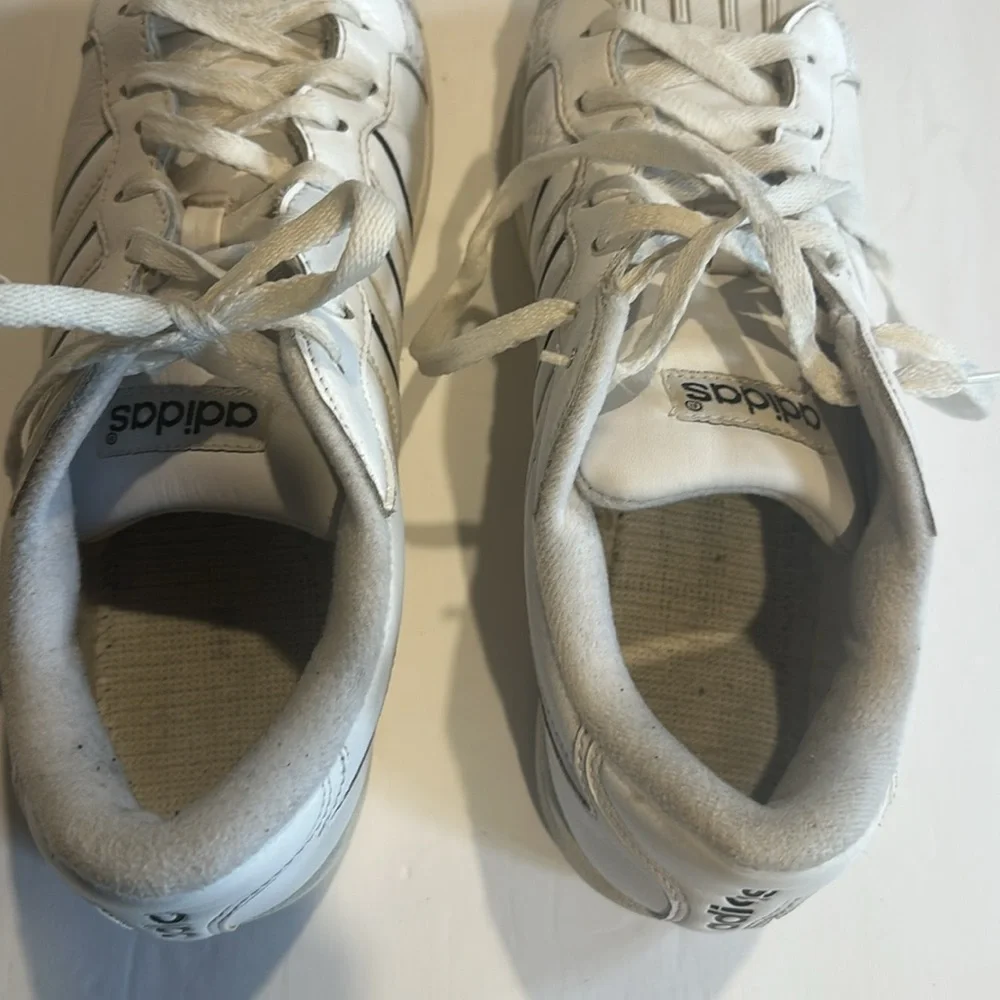 White Adidas Shoes leather sneakers laced slim side black lines PWC681001size 9